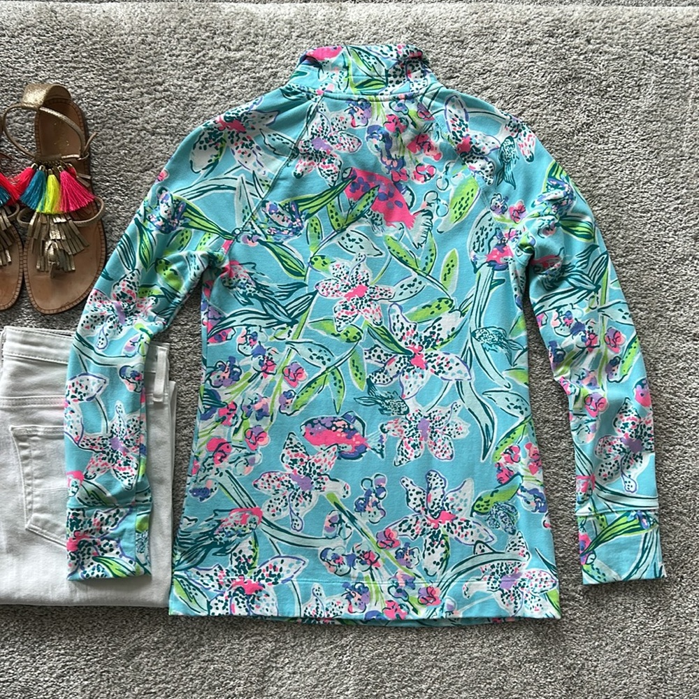 Lilly Pulitzer UPF 50+ Skipper Popover Bali Blue Sway This Way - Picture 9 of 9
